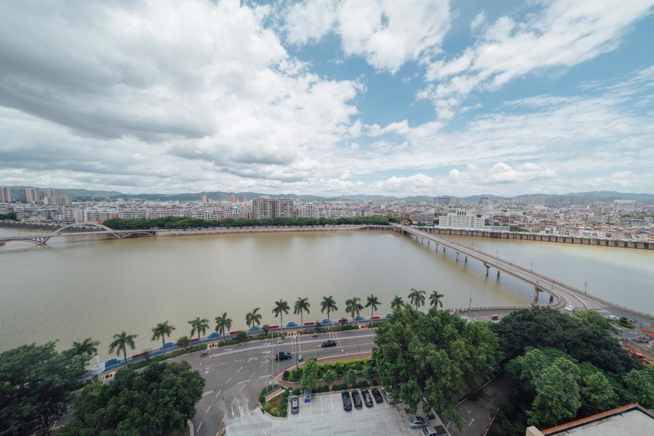 White Swan Guest House Meizhou เหมยโจว ภายนอก รูปภาพ