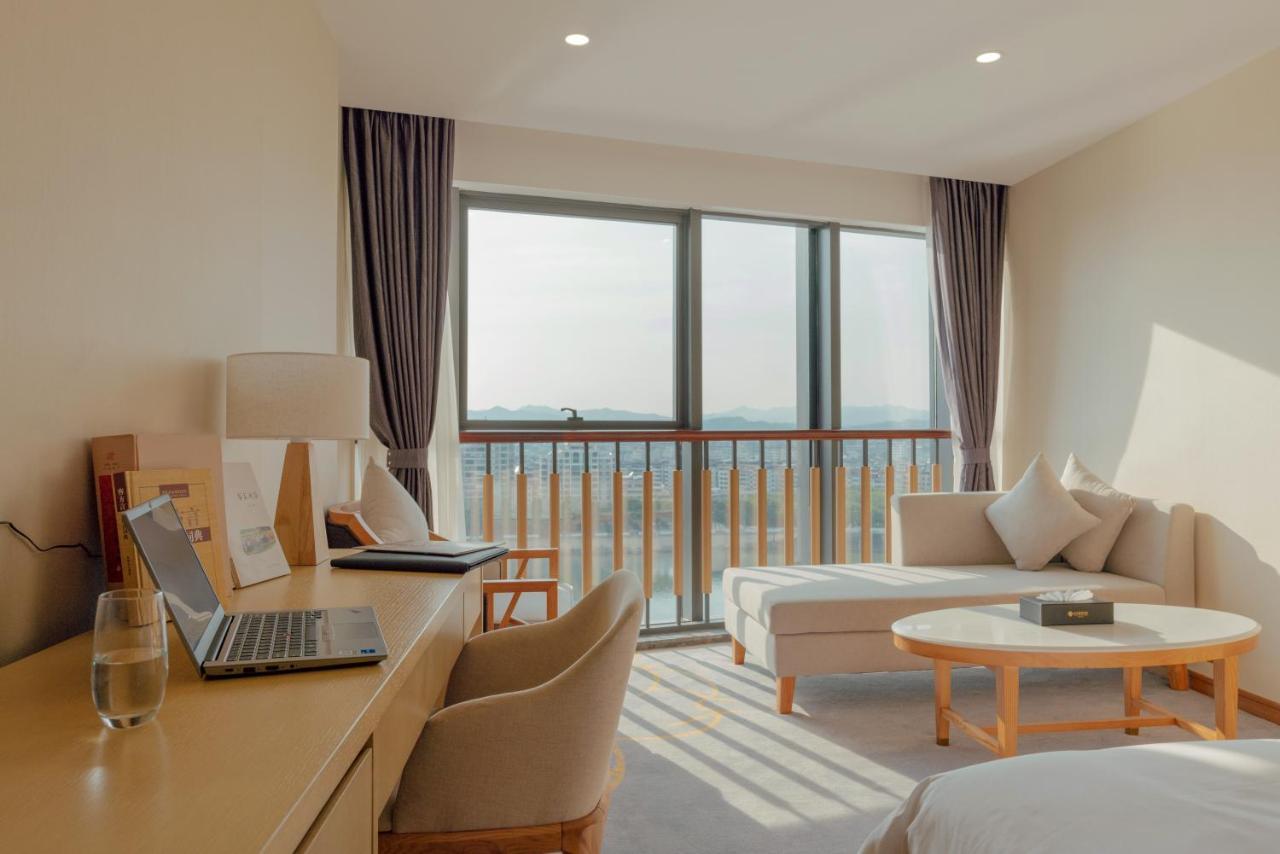 White Swan Guest House Meizhou เหมยโจว ภายนอก รูปภาพ